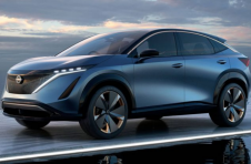 日产在新预告片中展示更多2021 Ariya Tesla Model Y Fighter