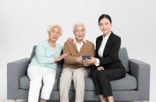 上海将试点第二批老年认知障碍友好社区，让老人过得更从容