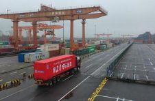 突破20万箱，上海港海铁联运提前完成全年集装箱箱量任务