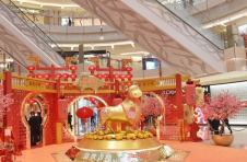 “牛”运亨通 上海ifc商场举行“鸿运金牛迎新春”艺术展
