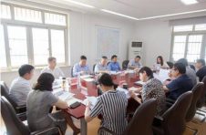 市粮食物资储备局邀请嘉宾出席局长办公会议 研究地方政府储备粮食轮换管理办法