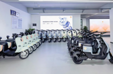 雅迪“42295”标准车型上线上海门店，全新国标26道新增检测保障用户安全